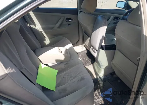 2011 Toyota Camry Le z USA, uszkodzony, nr VIN 4T1BF3EK0BU650618